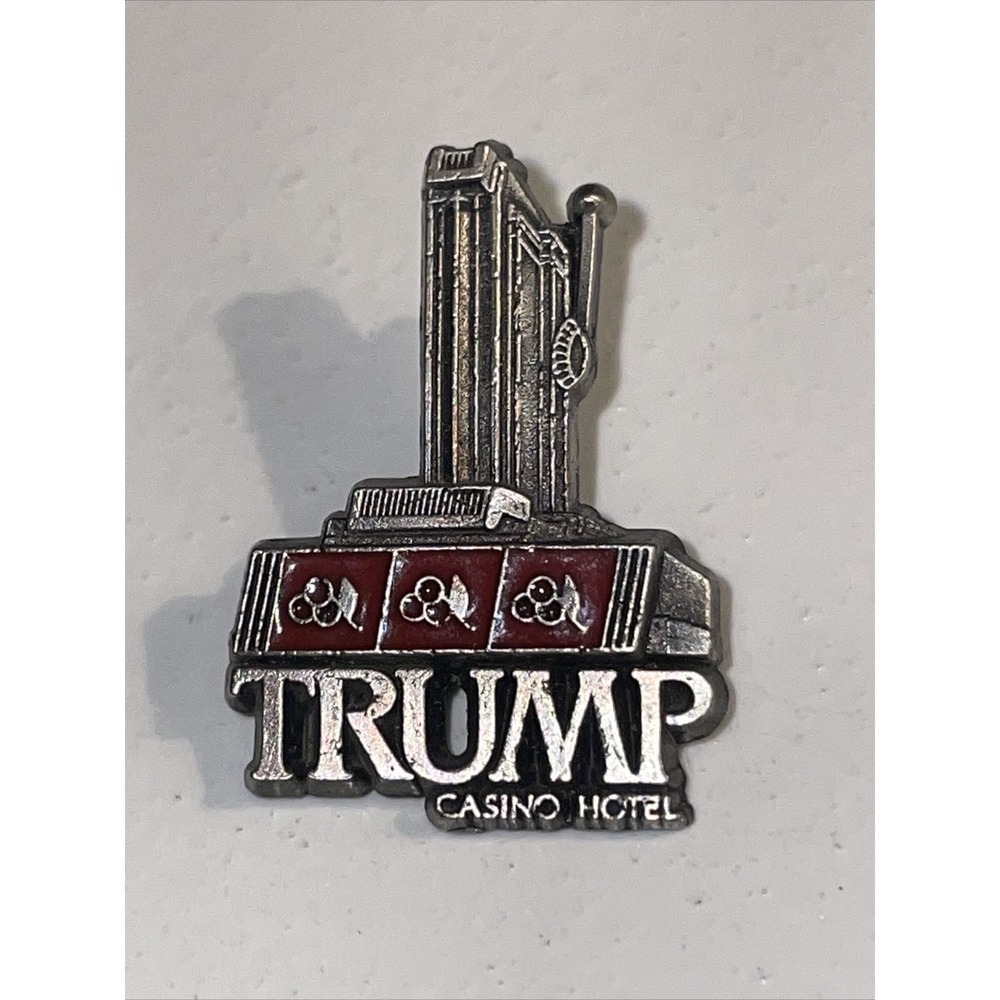 Vintage Trump's Castle Casino Hotel Pin Atlantic City, NJ Silver‎ Tone Lapel A65